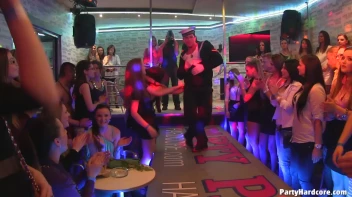 Party Hardcore Gone Crazy Vol. 11 Part 1 - Cam 1 Screencap 21 on www.sinx.com