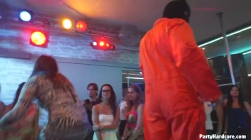 Party Hardcore Gone Crazy Vol. 30 Part 5 - Cam 4 Screencap 20 on www.sinx.com