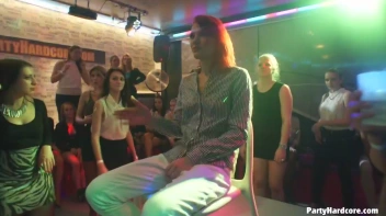 Party Hardcore Gone Crazy Vol. 33 Part 5 - Cam 1 Screencap 25 on www.sinx.com