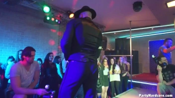 Party Hardcore Gone Crazy Vol. 34 Part 5 - Cam 3 Screencap 25 on www.sinx.com
