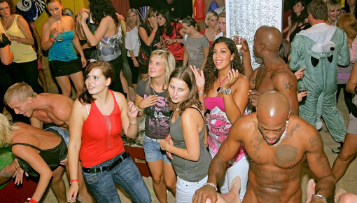 Latest deal - Party Hardcore Vol. 55 Part 3 - Cam 1