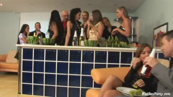 Melon Ballers Part 1 Screencap 10 on www.sinx.com