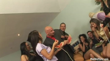 Melon Ballers Part 1 Screencap 26 on www.sinx.com