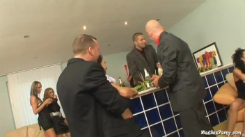 Melon Ballers Part 1 Screencap 32 on www.sinx.com