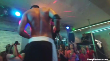 Party Hardcore Gone Crazy Vol. 29 Part 2 - Cam 4 Screencap 99 on www.sinx.com