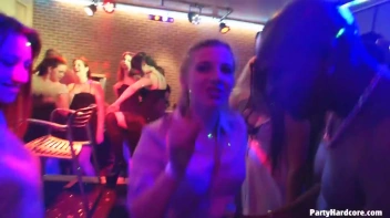Party Hardcore Gone Crazy Vol. 35 Part 8 - Cam 3 Screencap 14 on www.sinx.com