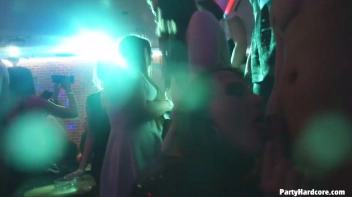 Party Hardcore Gone Crazy Vol. 35 Part 8 - Cam 3 Screencap 81 on www.sinx.com