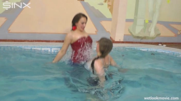 Group Of Girlfriends Go Swimming In Jeans Screencap 25 on www.sinx.com