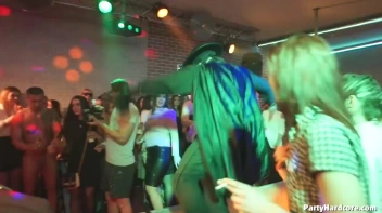 Party Hardcore Gone Crazy Vol. 34 Part 2 - Cam 4 Screencap 51 on www.sinx.com