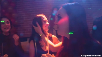 Party Hardcore Gone Crazy Vol. 40 Single Cut: Part 1 - Cam 2 Screencap 10 on www.sinx.com