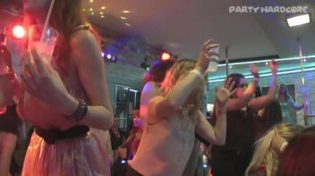Party Hardcore Gone Crazy Vol. 25 Part 2 - Cam 4 Screencap 19 on www.sinx.com
