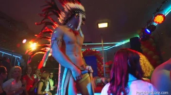 Party Hardcore Gone Crazy Vol. 36 Part 2 - Cam 1 Screencap 22 on www.sinx.com