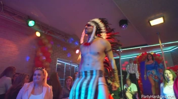 Party Hardcore Gone Crazy Vol. 36 Part 2 - Cam 1 Screencap 28 on www.sinx.com