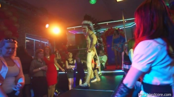 Party Hardcore Gone Crazy Vol. 36 Part 2 - Cam 1 Screencap 30 on www.sinx.com