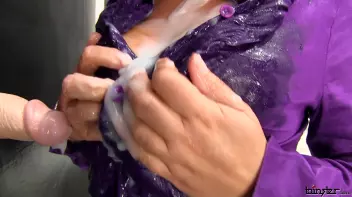 Wallet Full of Jizz Is Better Than Money! Screencap 23 on www.sinx.com