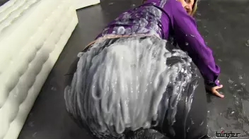 Wallet Full of Jizz Is Better Than Money! Screencap 38 on www.sinx.com